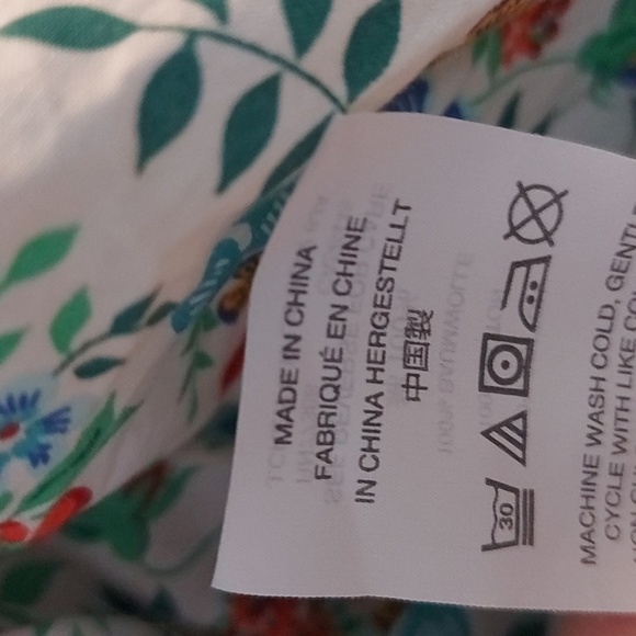 J Crew Liberty Fabrics Off Shoulder Floral Print Top Size 6 - Picture 9 of 9